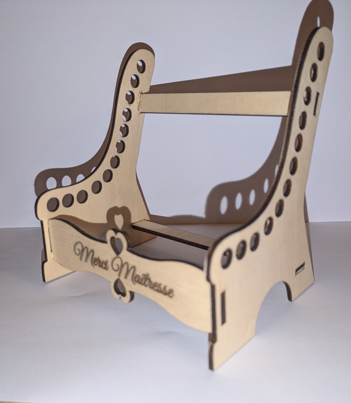 Mini Banc "Merci Maîtresse/Maître" Porte-Crayons Fichier Numérique