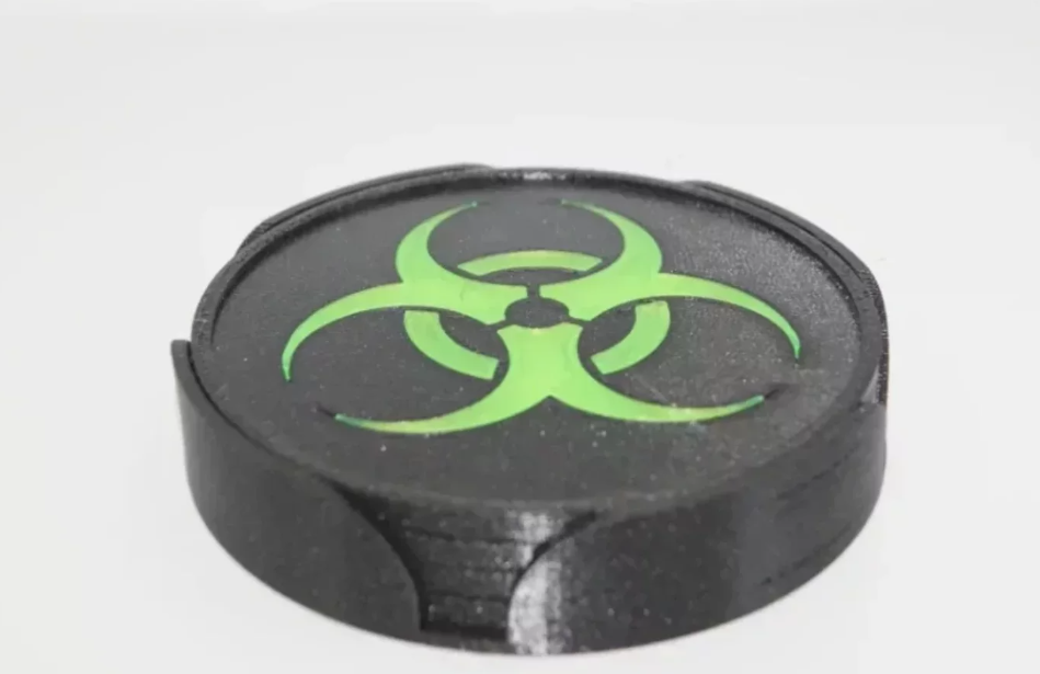 Dessous de Verre "Virus" Biohazard & Socle : Contaminez votre Setup de Style
